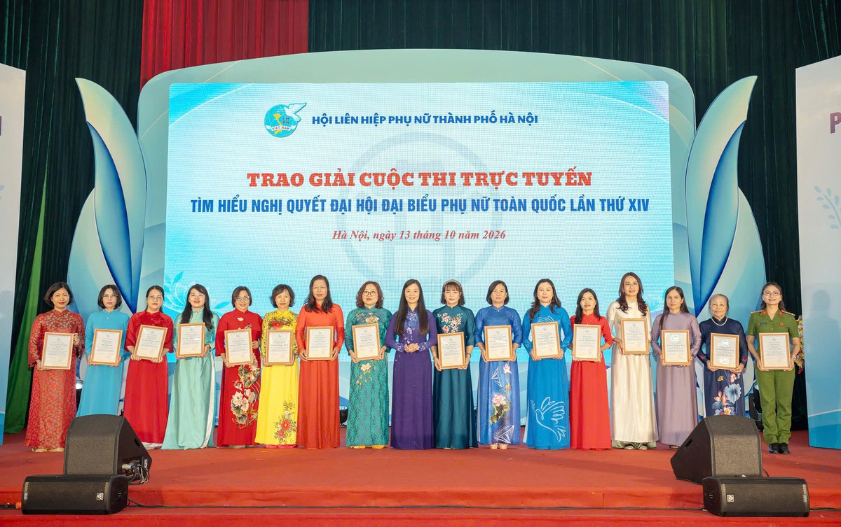 Hà Nội vinh danh 10 Phụ nữ Thủ đô tiêu biểu năm 2026 - Ảnh 3.