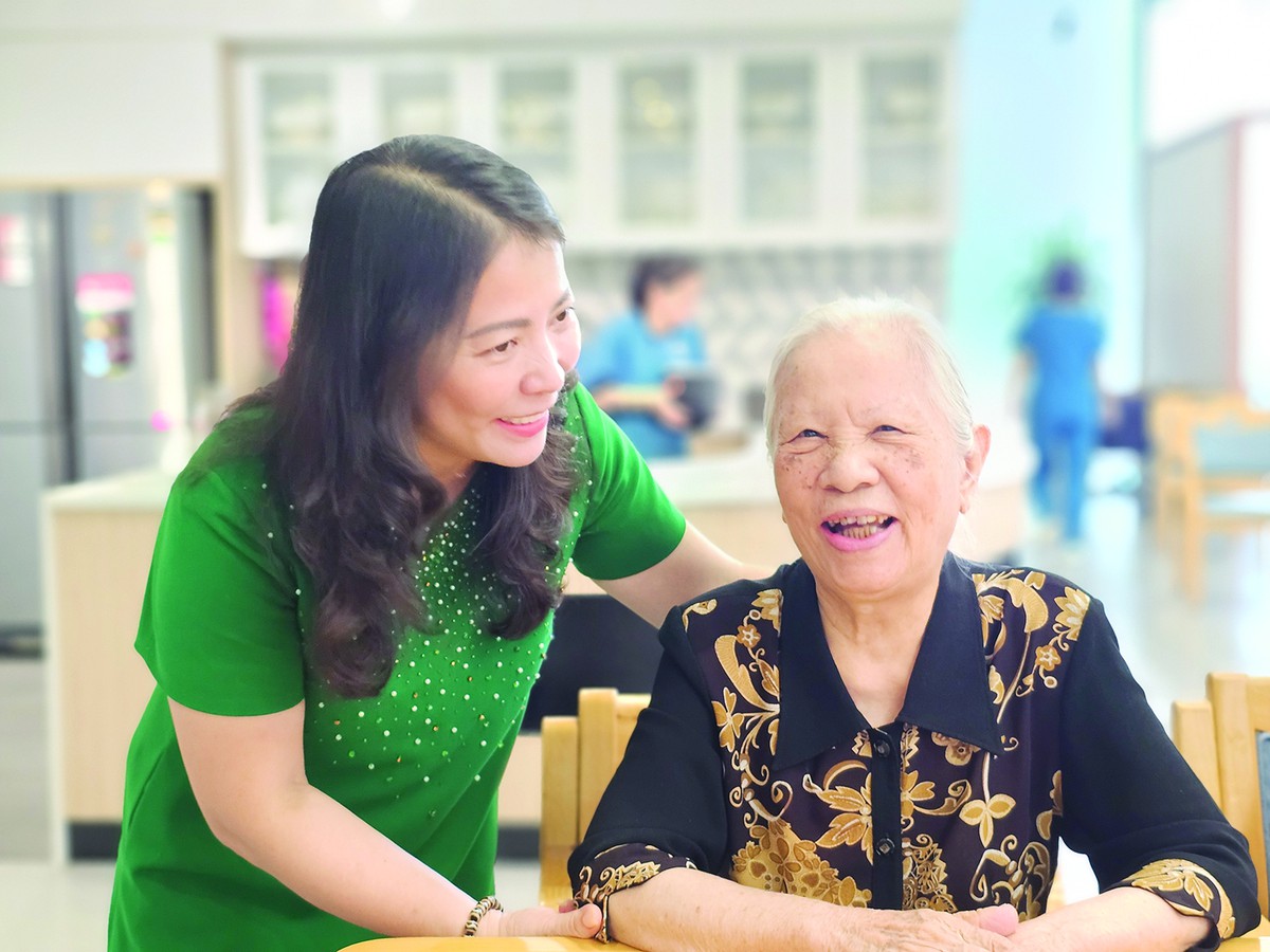 Khi phụ nữ kinh doanh dịch vụ chăm sóc  - Ảnh 3.