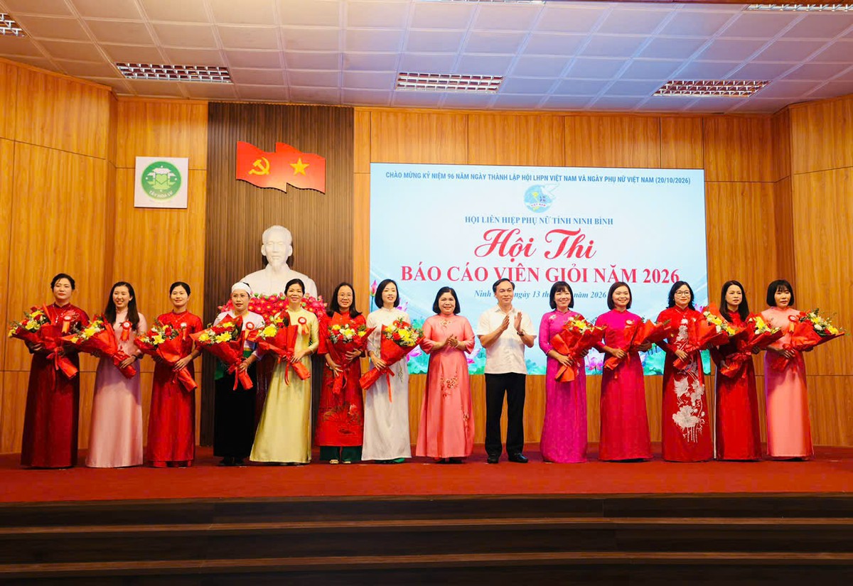 Ninh Bình: Rèn kỹ năng tuyên truyền, đưa nghị quyết Đại hội Phụ nữ các cấp vào cuộc sống - Ảnh 2.