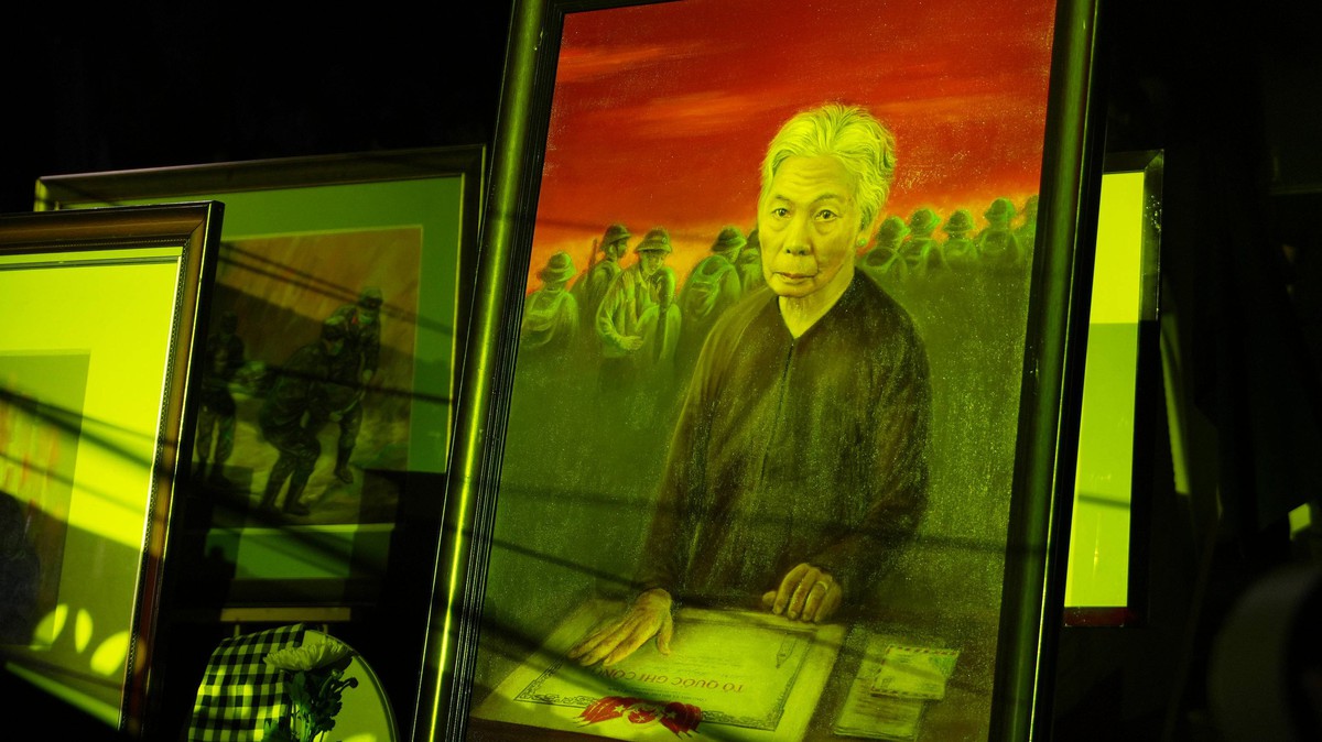 Xúc động "Khúc tri ân" tưởng nhớ các Anh hùng liệt sĩ - Ảnh 5.