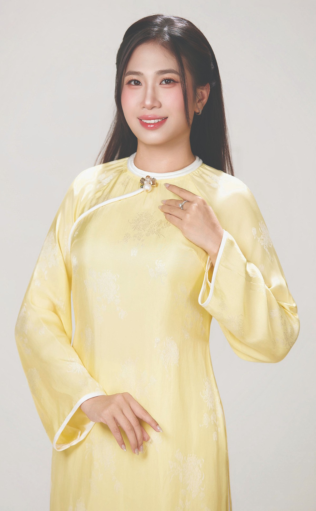 Người đẹp Truyền thông Lê Hà Phương: Tìm nét riêng  từ điều chưa hoàn hảo - Ảnh 1.