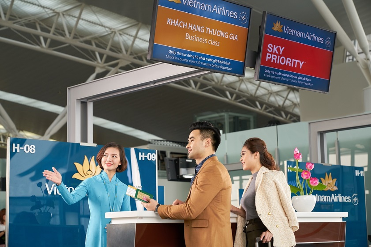 Mua vé khứ hồi hay đặt riêng từng chiều dịp Tết 2027? - Ảnh 2.
