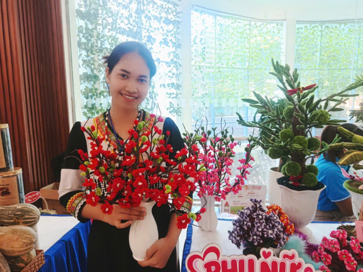 100 gian hàng mang khát vọng khởi nghiệp của phụ nữ Khánh Hòa - Ảnh 4.
