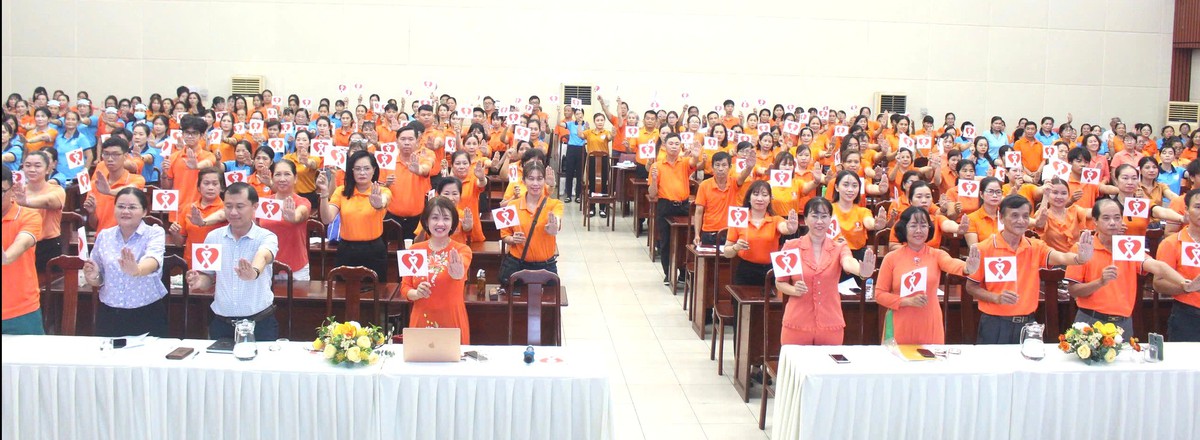 Những câu chuyện truyền cảm hứng của nữ cán bộ phường Đông Hưng Thuận - Ảnh 1.