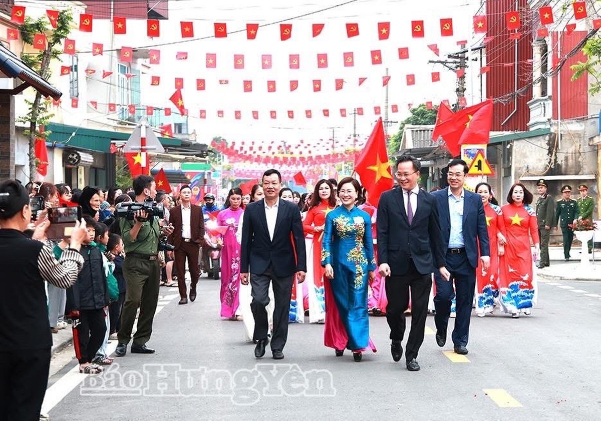 Giải thưởng Phụ nữ Việt Nam năm 2026: Khi cán bộ nữ gắn bó với từng nhịp thở dân sinh- Ảnh 2.