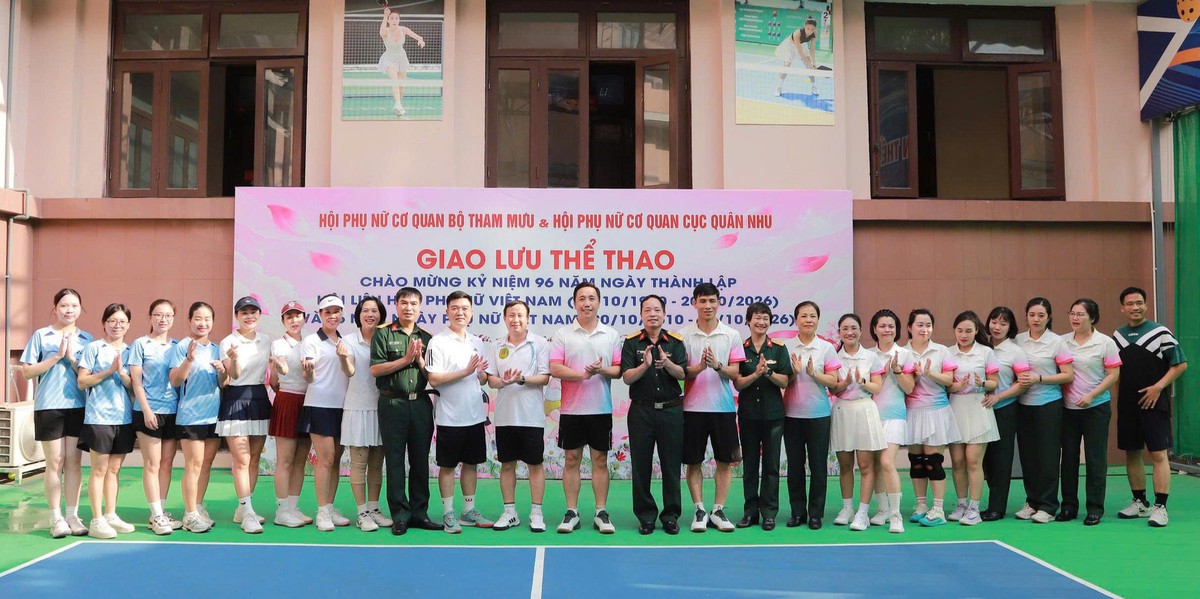 Phụ nữ Bộ Tham mưu với "Tháng Mười yêu thương"- Ảnh 2.