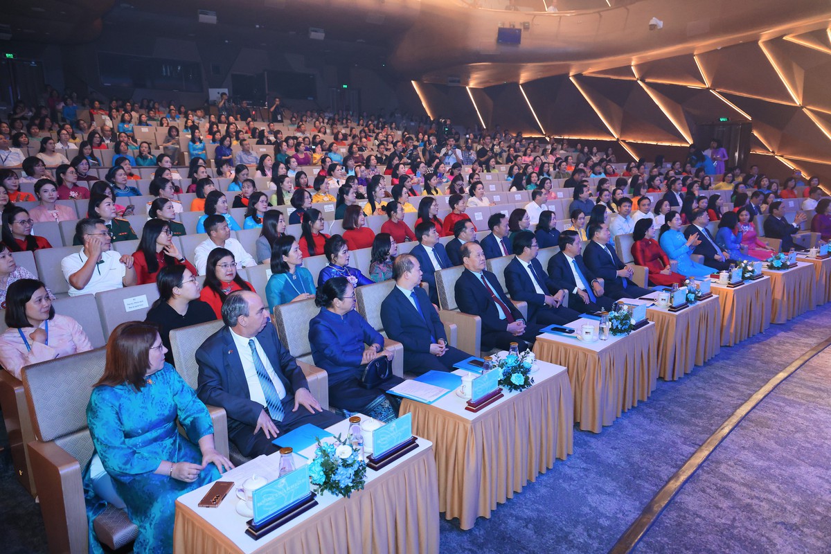 Tôn vinh cống hiến, lan tỏa tinh thần khởi nghiệp của phụ nữ Việt Nam trong kỷ nguyên mới- Ảnh 3.