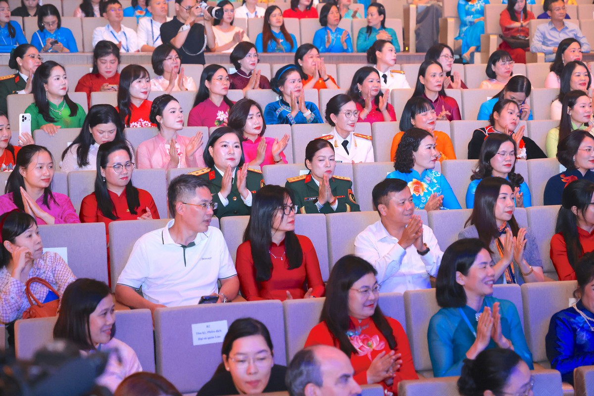 Tôn vinh cống hiến, lan tỏa tinh thần khởi nghiệp của phụ nữ Việt Nam trong kỷ nguyên mới- Ảnh 4.