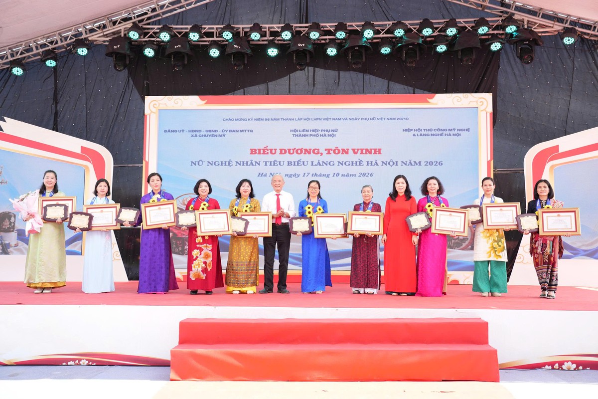 Nữ nghệ nhân Hà Nội tìm cách đưa nghề truyền thống đến gần thị trường số- Ảnh 4.