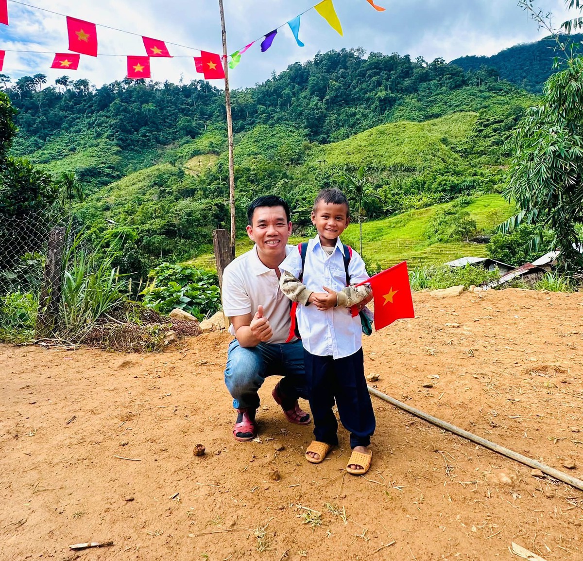 Hành trình tìm lại những bước chân cho trẻ em vùng cao- Ảnh 1.