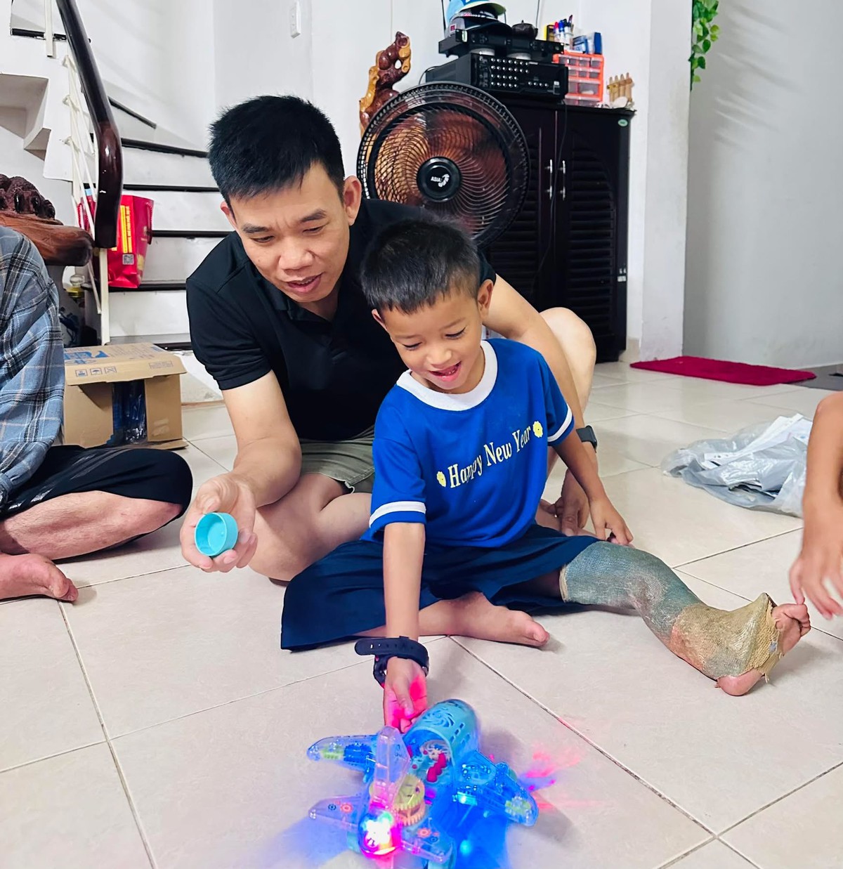 Hành trình tìm lại những bước chân cho trẻ em vùng cao- Ảnh 6.