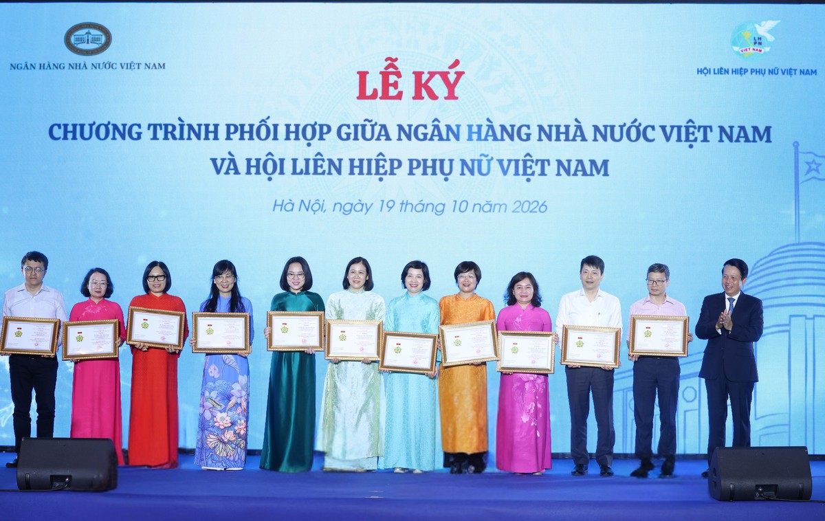 Ngân hàng Nhà nước và Hội LHPN Việt Nam ký kết Chương trình phối hợp giai đoạn 2026-2030 - Ảnh 9.