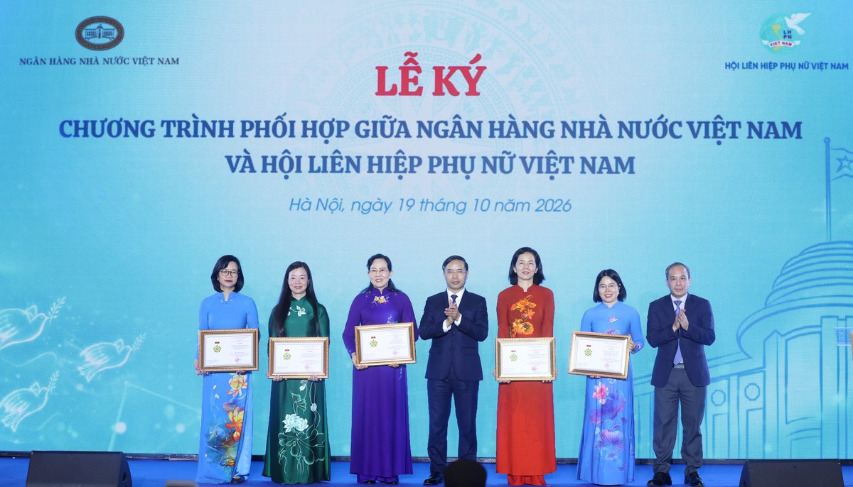 Ngân hàng Nhà nước và Hội LHPN Việt Nam ký kết Chương trình phối hợp giai đoạn 2026-2030 - Ảnh 8.