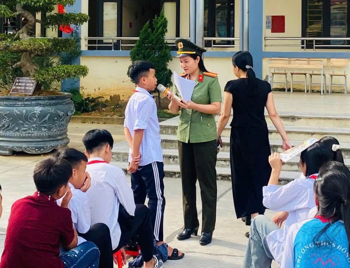 Phụ nữ Bắc Ninh đưa kiến thức phòng, chống thuốc lá điện tử vào học đường - Ảnh 2.