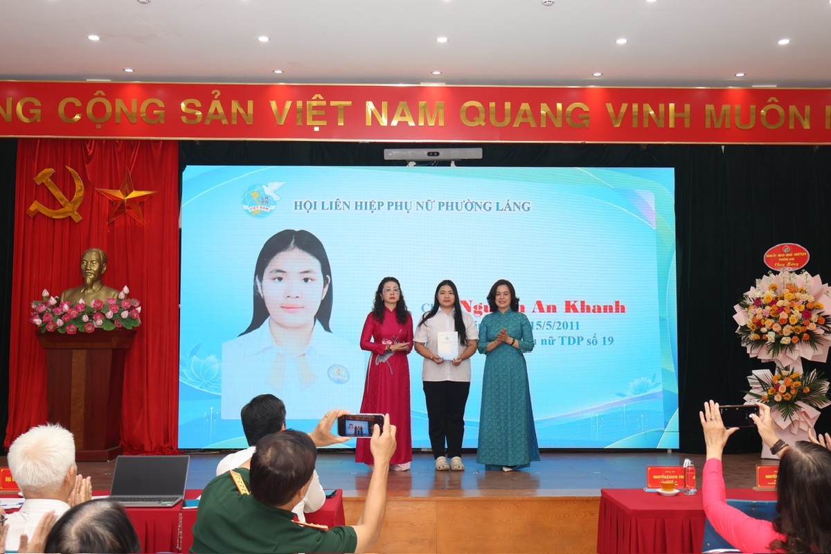 Phụ nữ phường Láng phát huy truyền thống, lan tỏa những việc làm nhân văn - Ảnh 1.