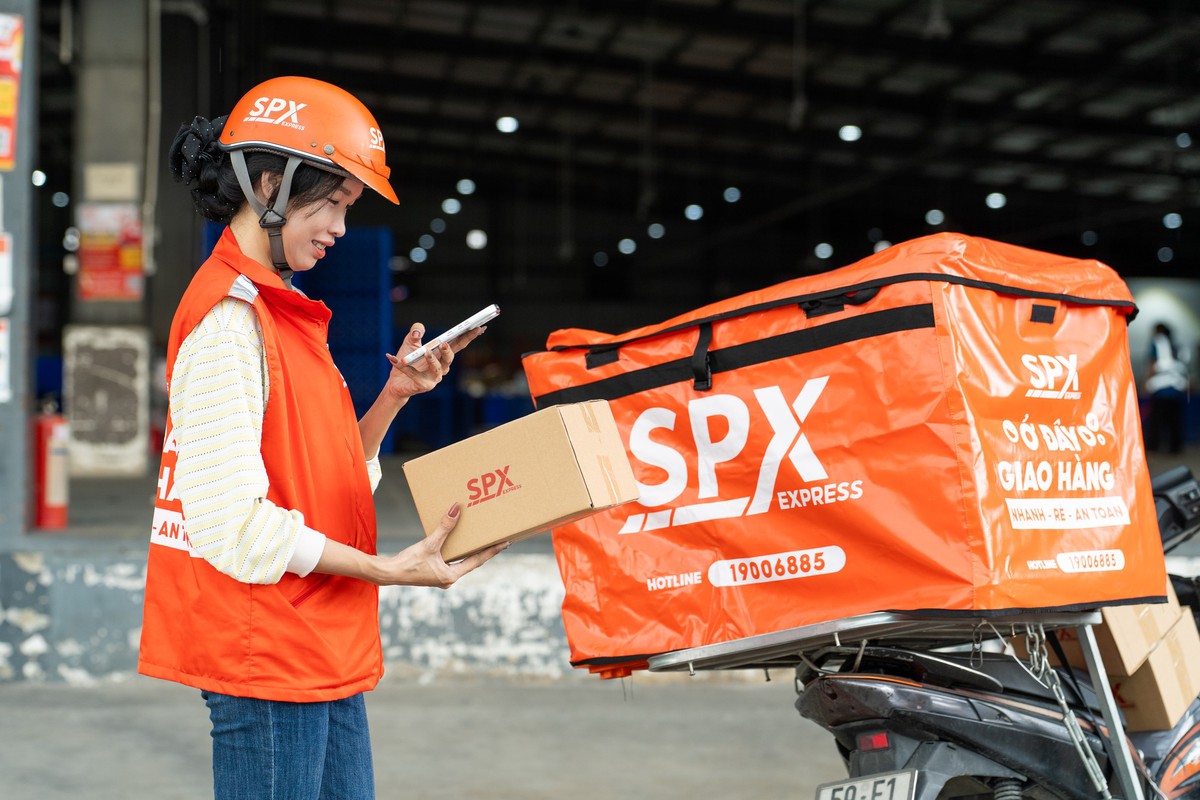 Chuyện nữ tài xế SPX Express: “Tôi trao đi cả niềm vui và sự an tâm qua từng kiện hàng” - Ảnh 3.