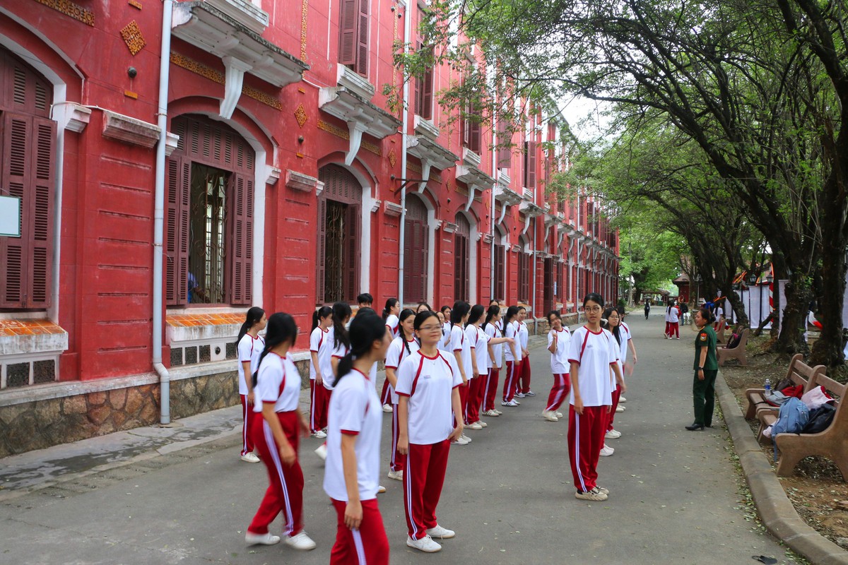 130 năm trường Quốc học Huế: Dấu ấn lịch sử của vùng đất Cố đô - Ảnh 9.