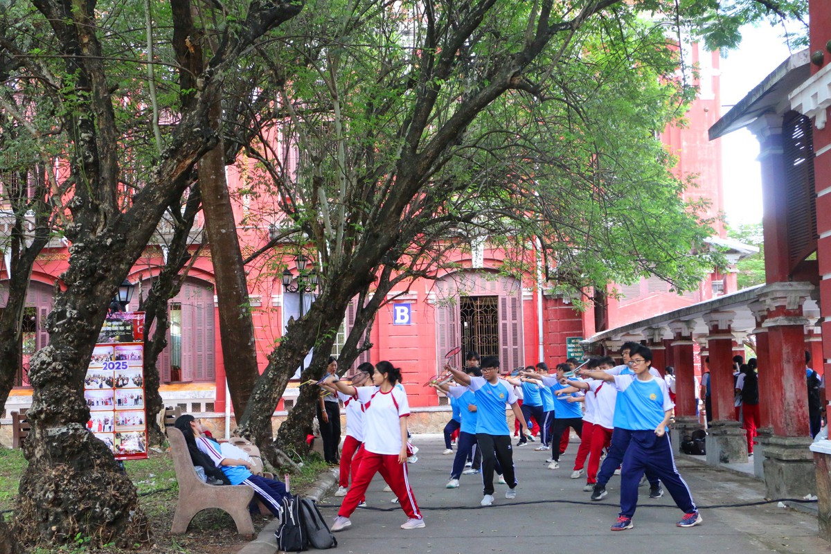 130 năm trường Quốc học Huế: Dấu ấn lịch sử của vùng đất Cố đô - Ảnh 2.