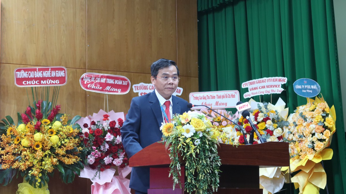 Khai giảng khóa học đặc biệt tại Trường Cao đẳng Kỹ nghệ II - Ảnh 6.
