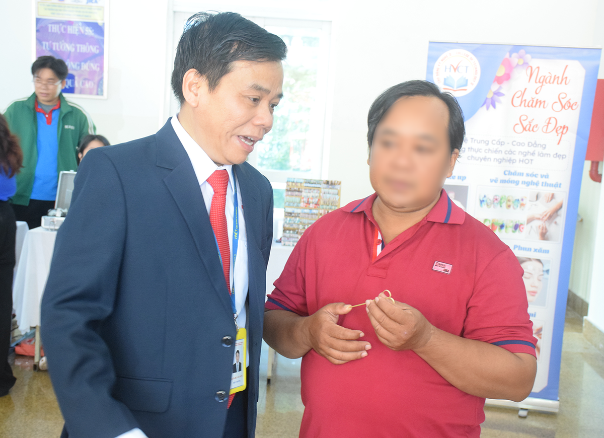 Khai giảng khóa học đặc biệt tại Trường Cao đẳng Kỹ nghệ II - Ảnh 3.