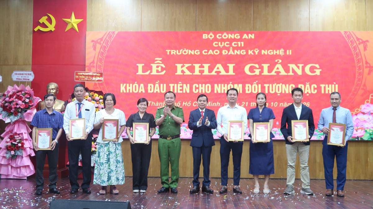 Khai giảng khóa học đặc biệt tại Trường Cao đẳng Kỹ nghệ II - Ảnh 7.