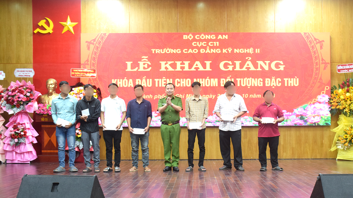 Khai giảng khóa học đặc biệt tại Trường Cao đẳng Kỹ nghệ II - Ảnh 4.