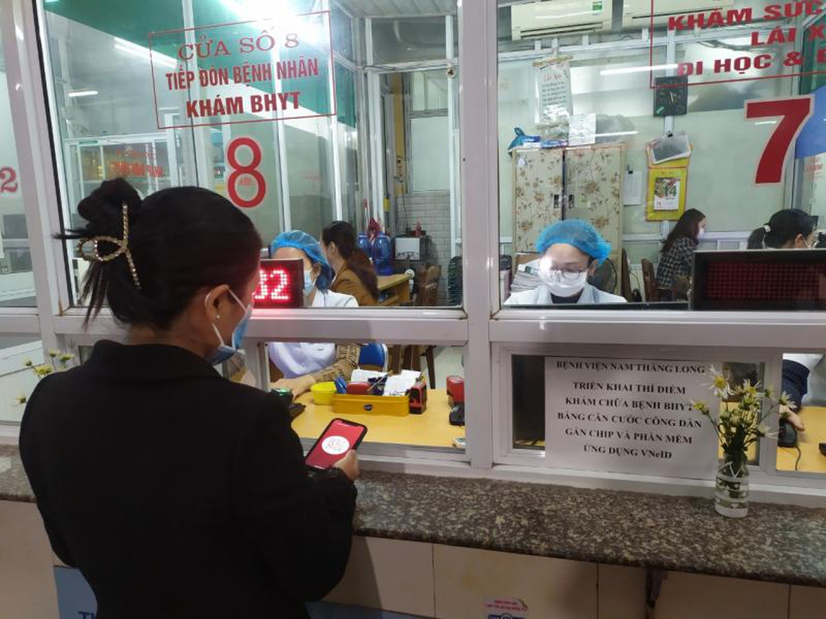 Những giấy tờ nào trên VNeID có thể thay bản giấy? Người dân cần biết - Ảnh 3.