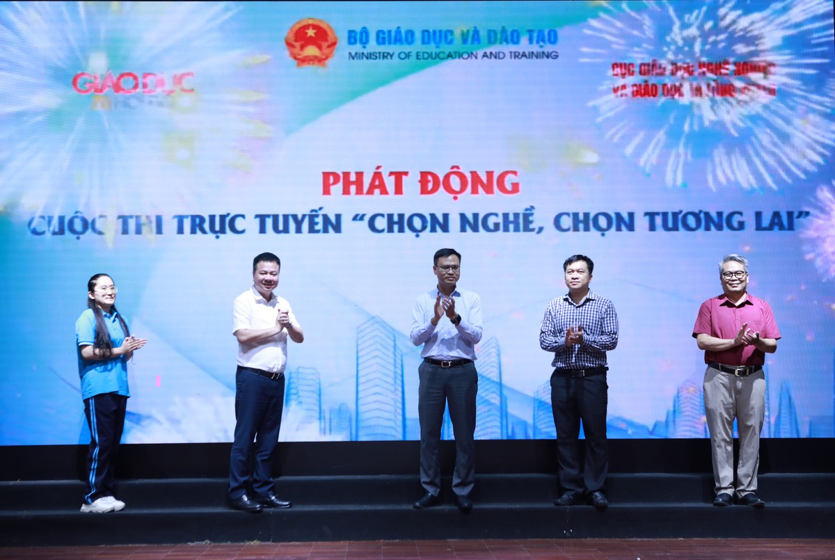 Phát động cuộc thi trực tuyến "Chọn nghề, Chọn tương lai" năm 2026 - Ảnh 1.