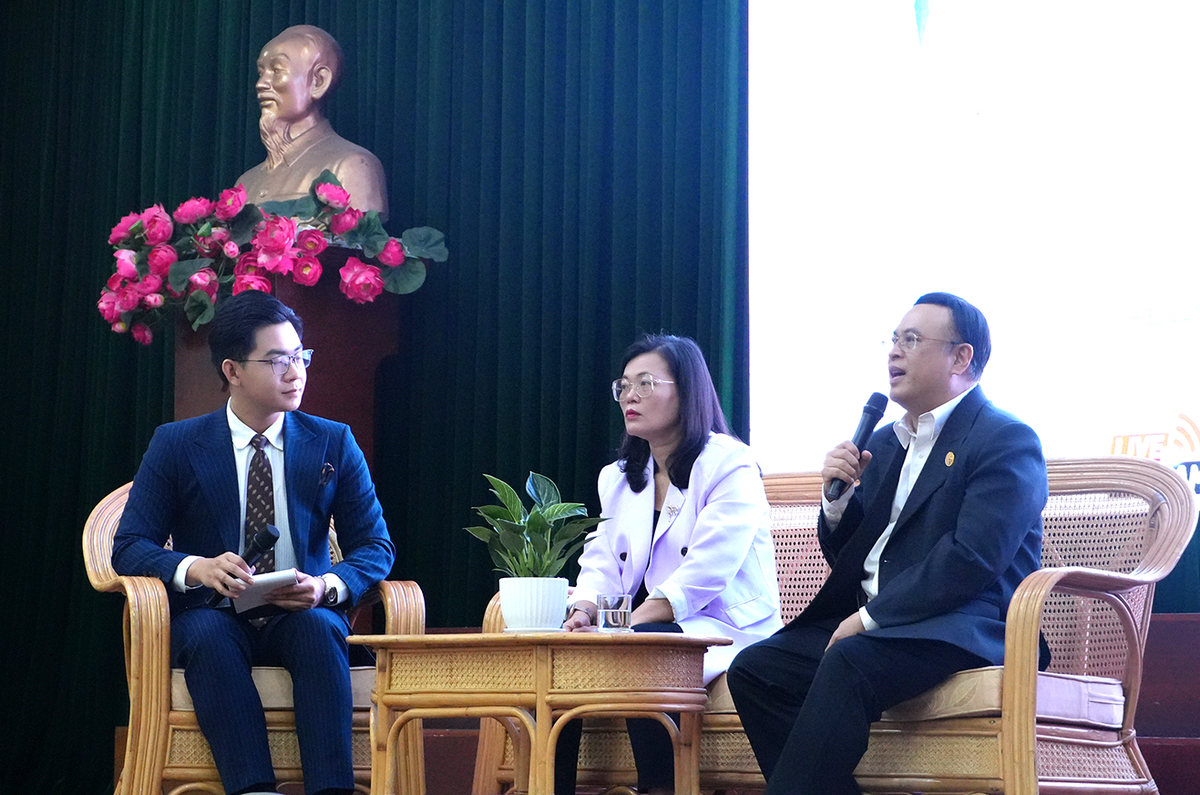 Truyền thông để phụ nữ trung niên tại TPHCM chủ động chăm sóc sức khoẻ - Ảnh 2.