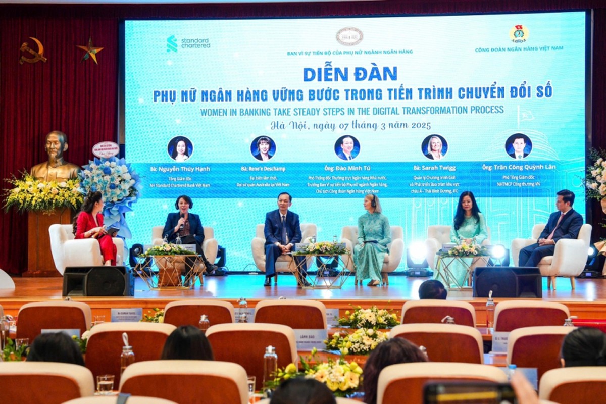 Xây dựng Phụ nữ ngành Ngân hàng thời đại mới từ những yêu cầu của công việc- Ảnh 2.