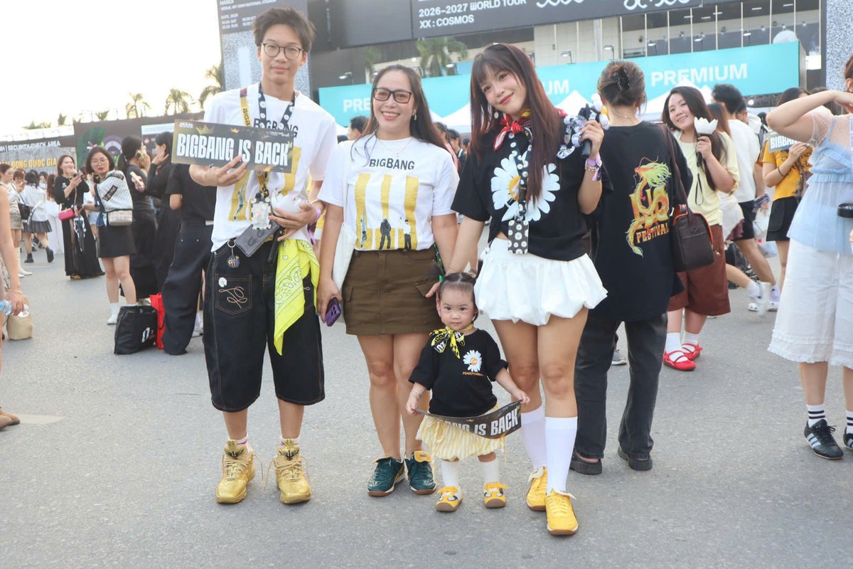 Fan BigBang biến sân Mỹ Đình thành sàn diễn thời trang trước giờ concert- Ảnh 16.