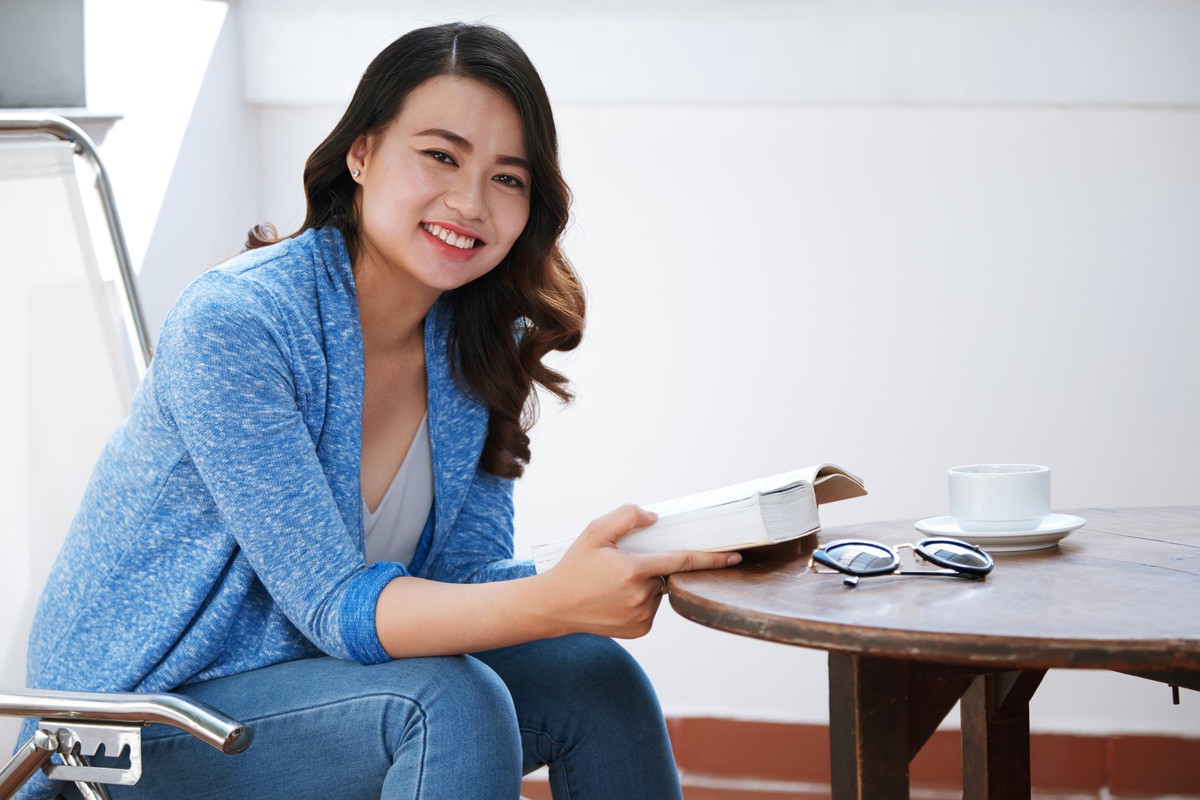 Nhiều người trẻ ngại kết hôn vì sợ sống cùng một "cỗ máy lý trí" - Ảnh 1.