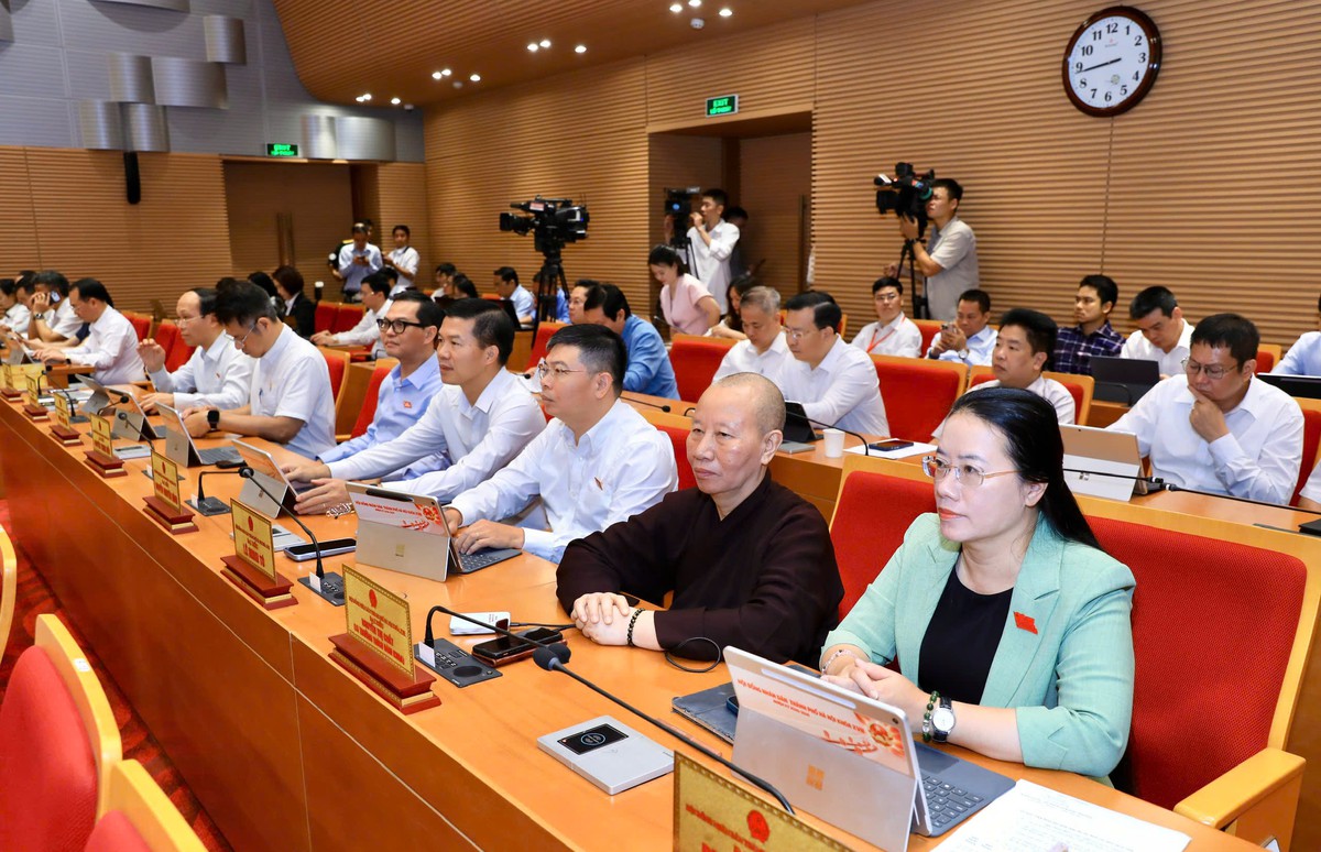 Hà Nội quyết sách nhiều vấn đề chiến lược tại kỳ họp chuyên đề HĐND thành phố - Ảnh 3.