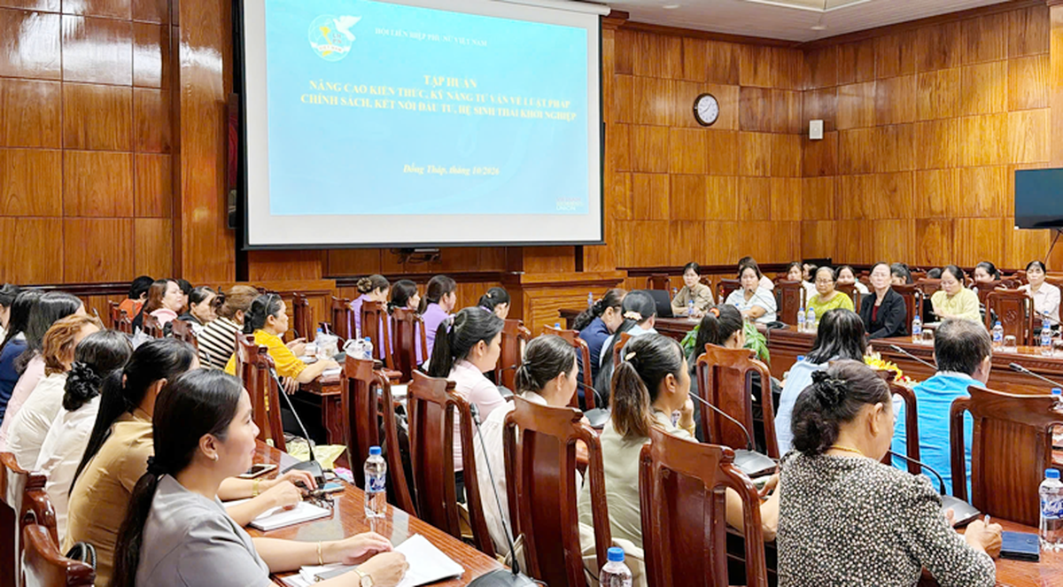 Đồng Tháp: Trang bị kiến thức pháp luật, kỹ năng số cho phụ nữ khởi nghiệp - Ảnh 1.