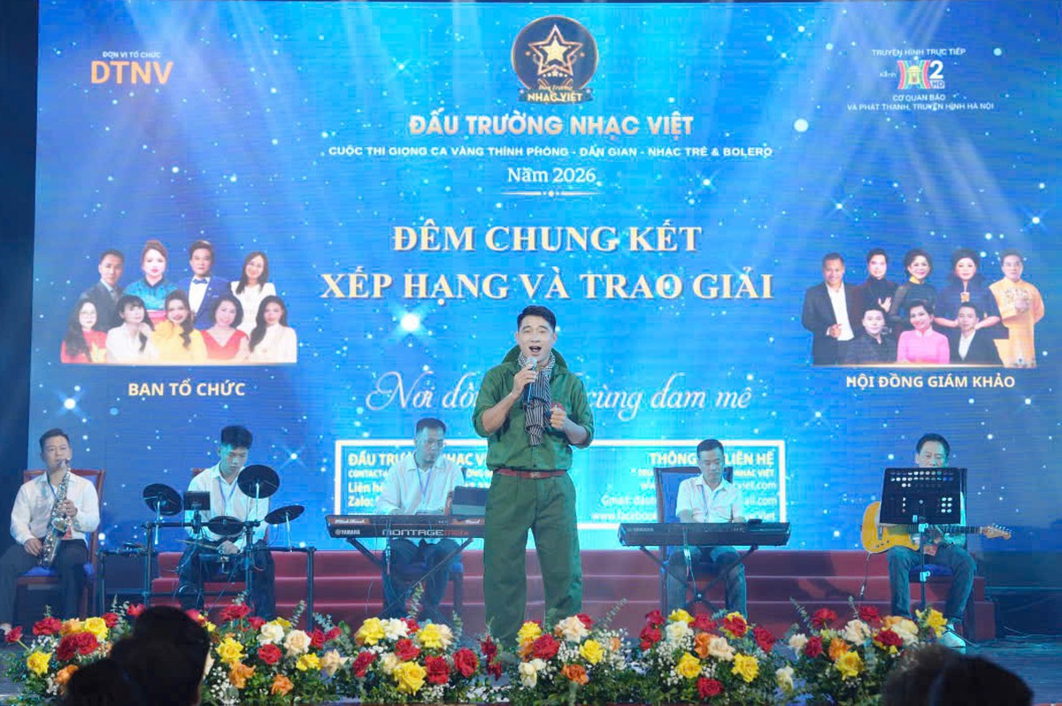 Quán quân Đấu trường Nhạc Việt mùa 4: Nuôi dưỡng đam mê từ nếp nhà - Ảnh 1.