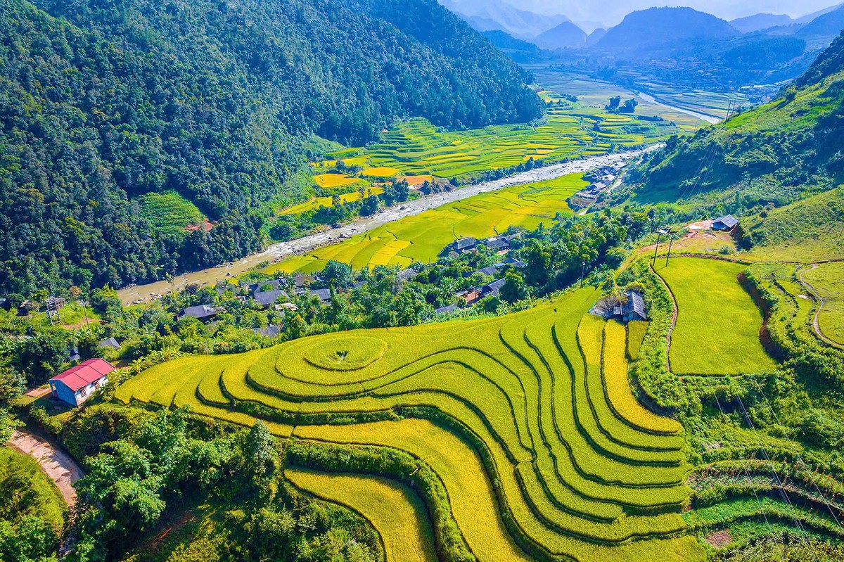 Từ nếp nhà sạch đến bản làng hạnh phúc ở Ngọc Chiến - Ảnh 3.
