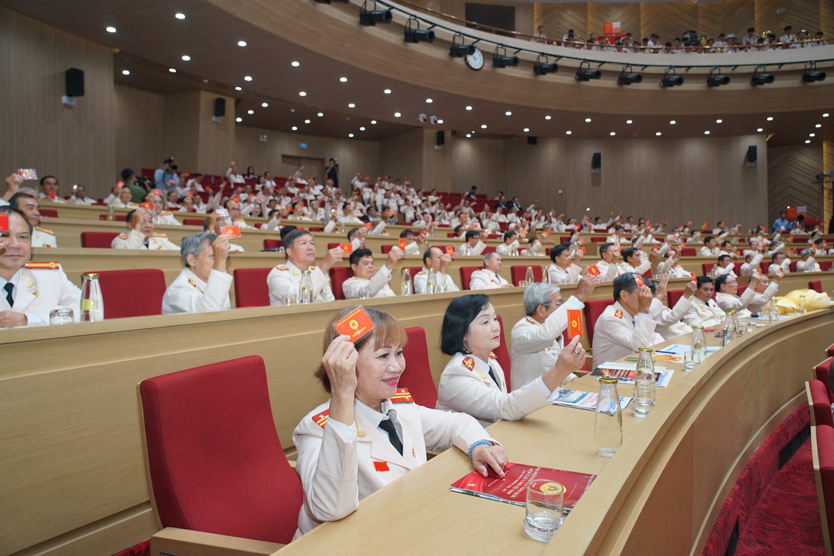 Thượng tướng Lê Quý Vương được bầu giữ chức Chủ tịch Hội Cựu Công an nhân dân Việt Nam - Ảnh 7.