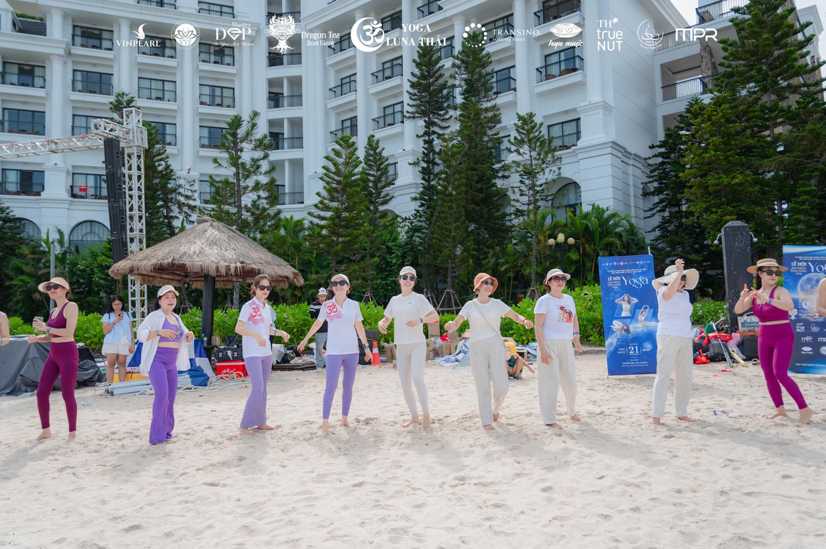Hơn 60 thành viên Team Luna Thái cùng chạy vì môi trường không khói thuốc - Ảnh 1.