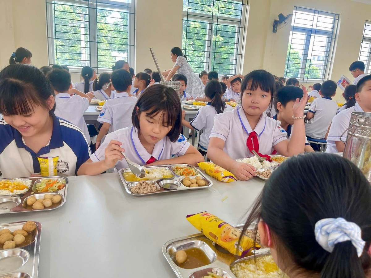 Xã Hoài Đức (Hà Nội) yêu cầu các trường rà soát bữa ăn bán trú sau phản ánh về Công ty Mai Phương - Ảnh 3.