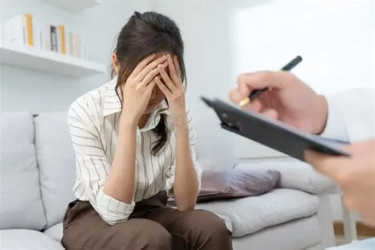 Đối mặt nhiều áp lực, phụ nữ dễ gặp vấn đề về sức khỏe tâm thần- Ảnh 3.