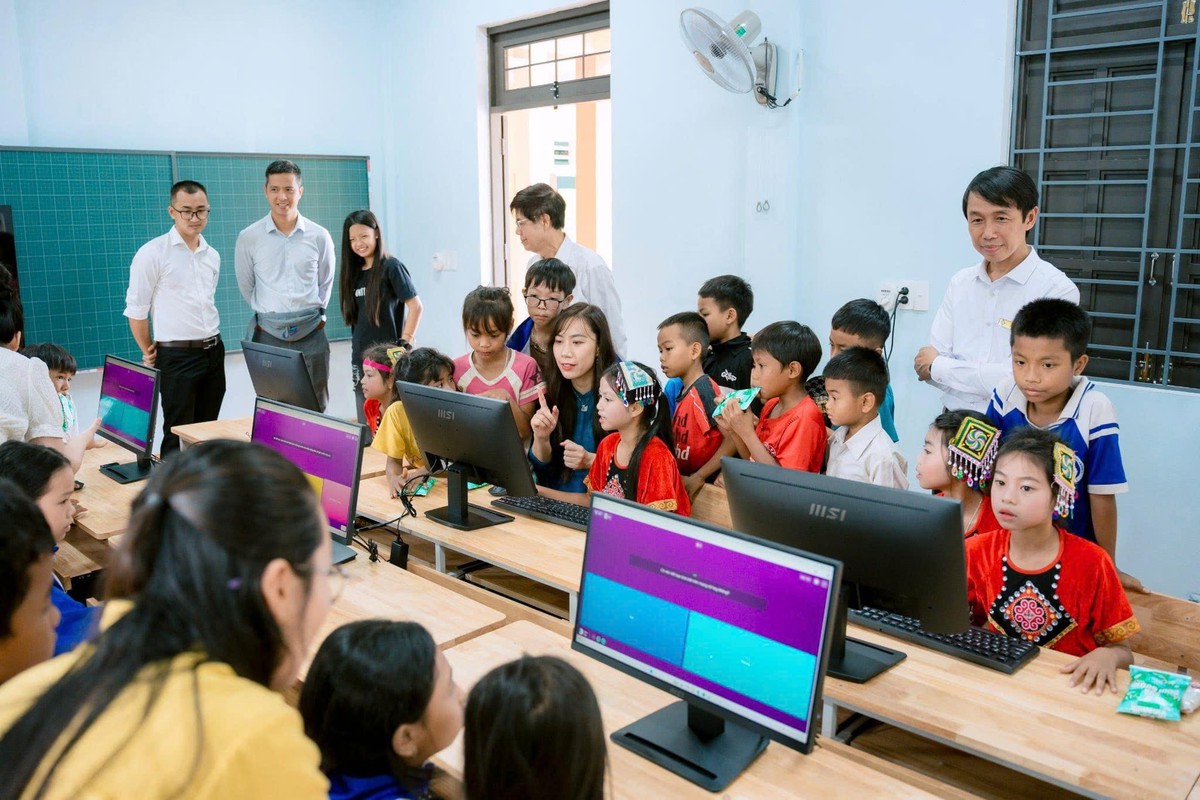 Ký sự La Lay - Bài 2: Những "vòng tay nối dài" giữ nhịp tuổi thơ- Ảnh 1.