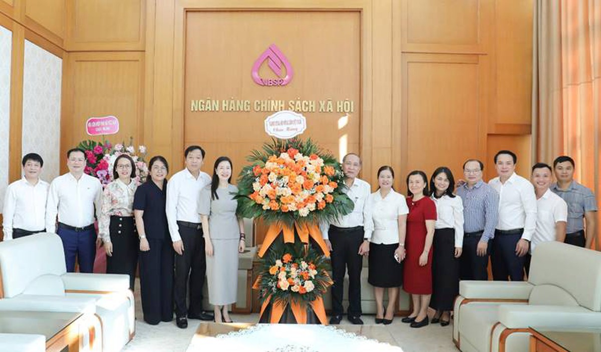 Các tổ chức chính trị - xã hội đồng hành đưa tín dụng chính sách đến người dân - Ảnh 1.