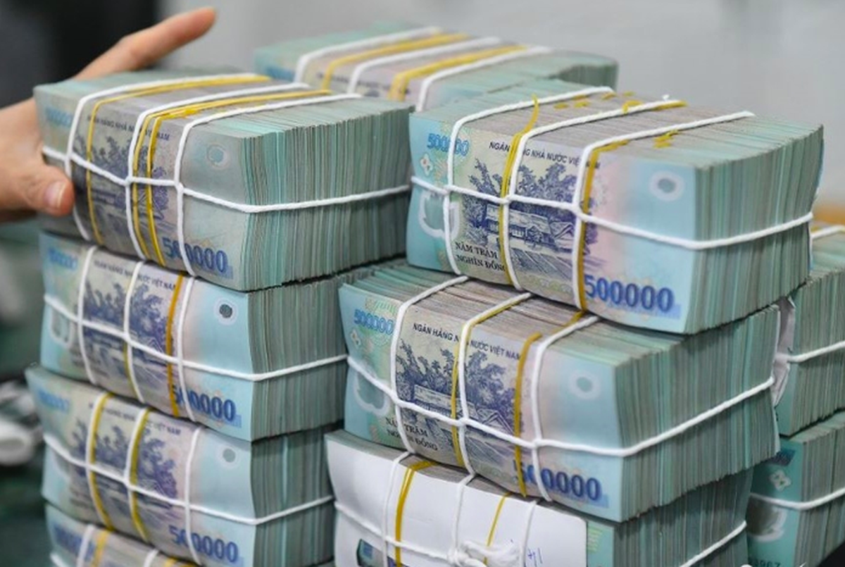 Dòng tiền Sacombank biến động mạnh: Vốn từ các tổ chức tín dụng đang tháo chạy? - Ảnh 1.
