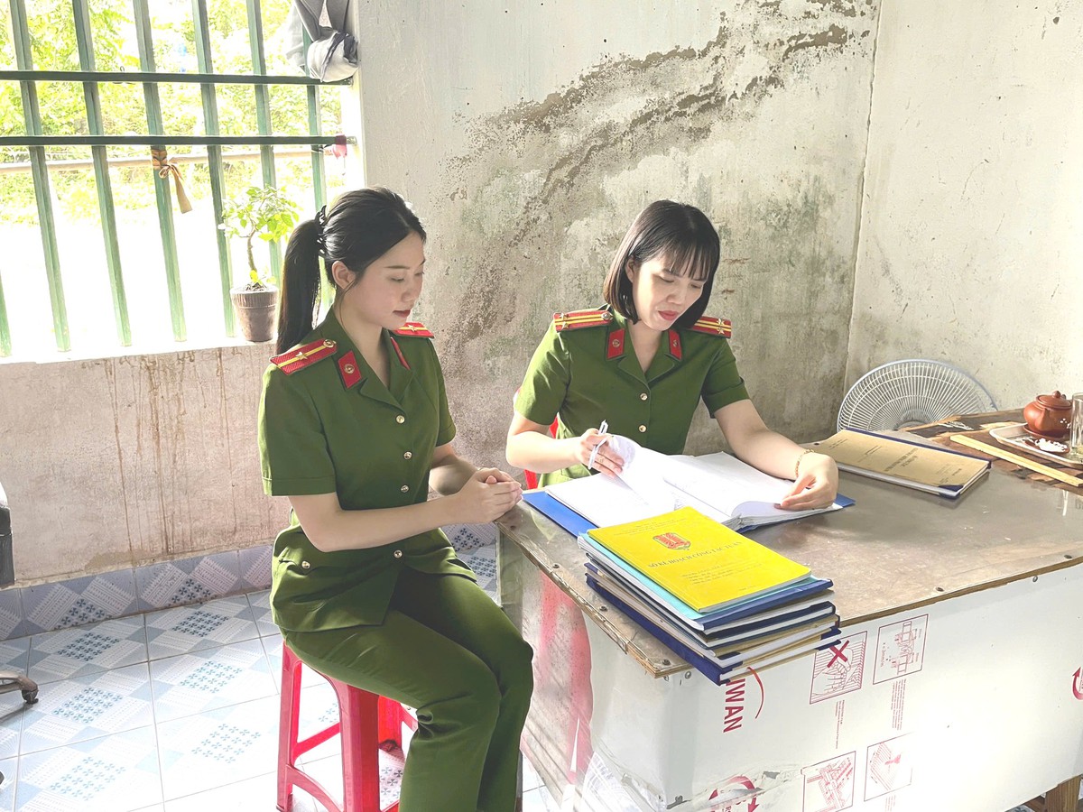 Người giữ lửa bên kia song sắt- Ảnh 3.