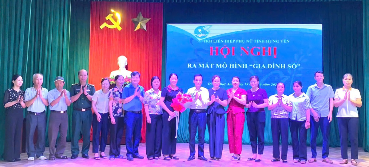 Phòng chống tác hại thuốc lá: Muốn thay đổi thói quen, phải bắt đầu từ từng gia đình- Ảnh 1.