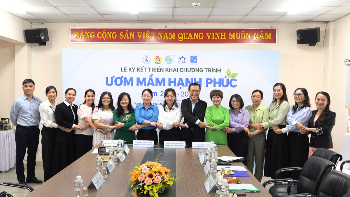 Hỗ trợ 60 gia đình khó khăn tại TPHCM thực hiện thụ tinh trong ống nghiệm miễn phí - Ảnh 1.