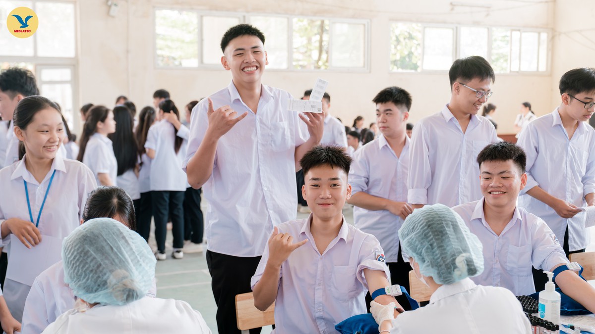 MEDLATEC mở màn chiến dịch sàng lọc Thalassemia miễn phí cho 5.000 học sinh THPT Hà Nội - Ảnh 4.