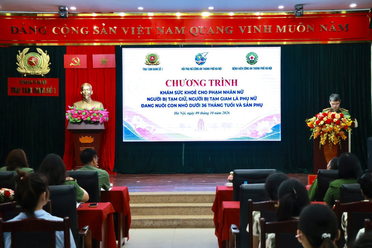 Lan tỏa yêu thương, chăm sóc sức khỏe phụ nữ và trẻ em tại Trại Tạm giam số 1- CATP Hà Nội - Ảnh 2.
