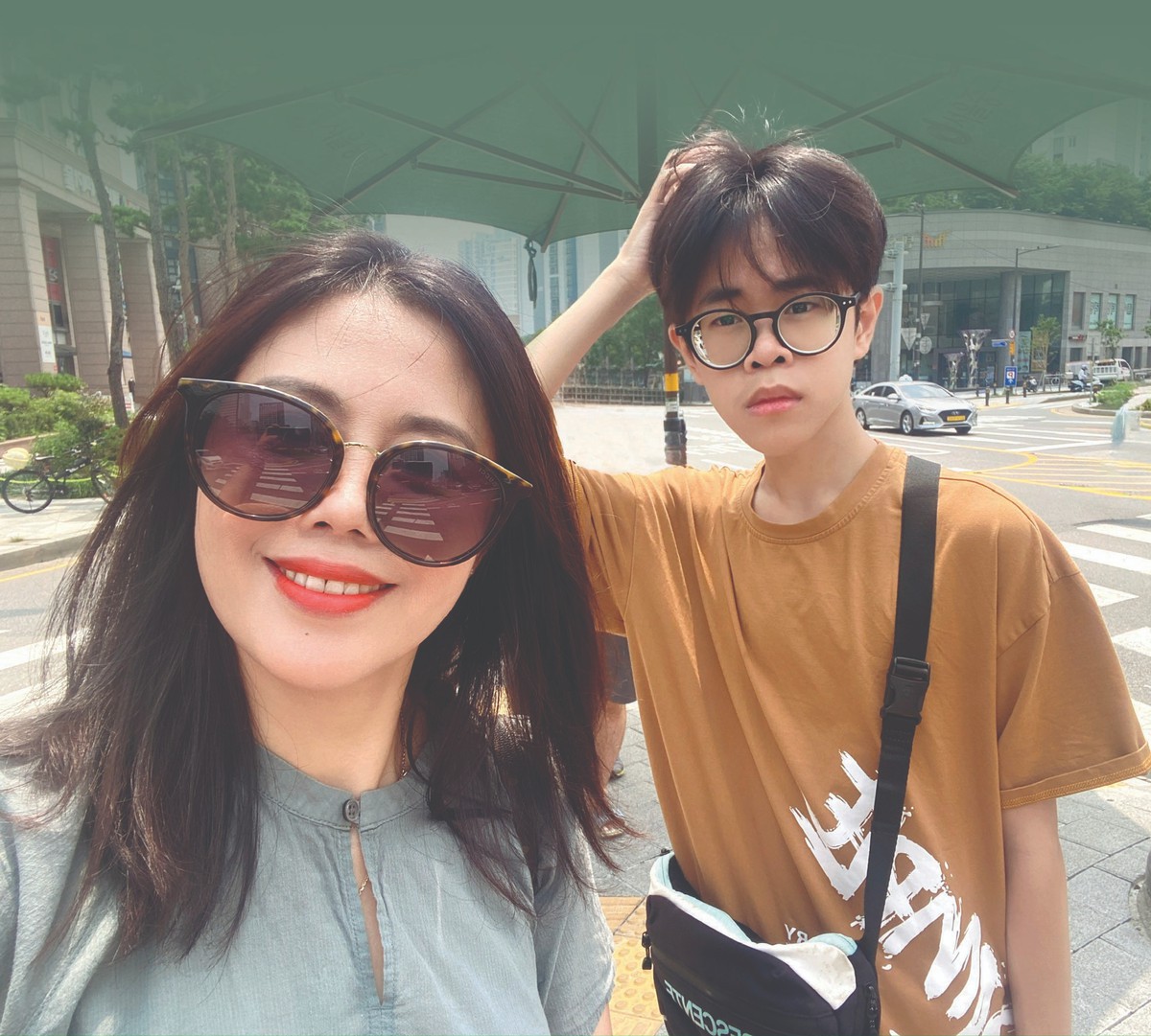 Con lớn lên cùng hành trình của mẹ- Ảnh 1.