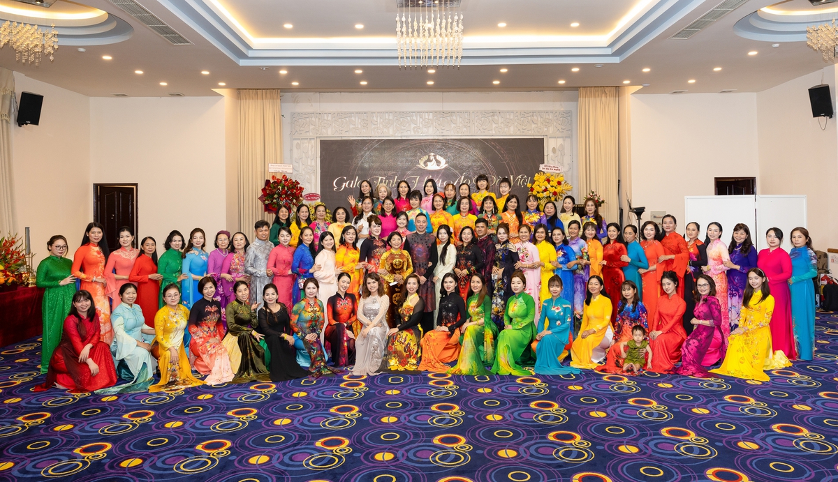 Các nghệ nhân, nhà thiết kế áo dài cùng chung sức cho hành trình tiếp nối và lan tỏa giá trị áo dài Việt Nam